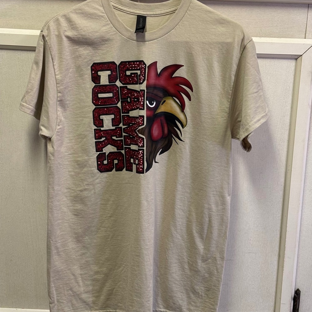 Gamecocks Graphic T Shirt Gildan Sand Medium Collegiate South Carolina